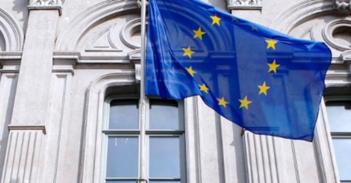 9129eu-flagg.jpg